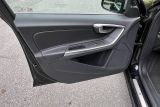 Volvo V60 R Design 2015 29