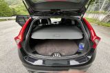 Volvo V60 R Design 2015 34
