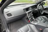 Volvo V60 R Design 2015 30